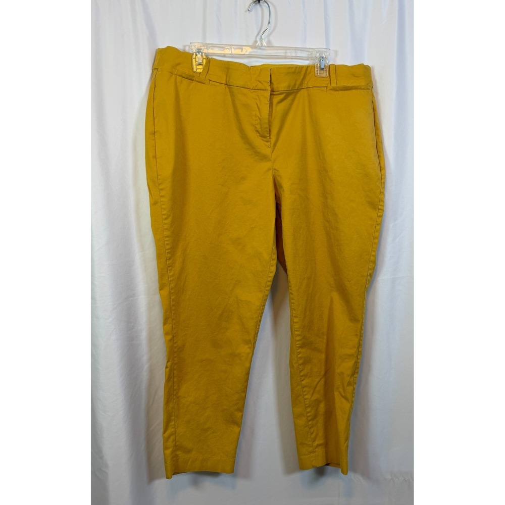 Women's Size 14 Lane Bryant "the Allie" Mustard Yellow Mid-Rise Cropped Pants